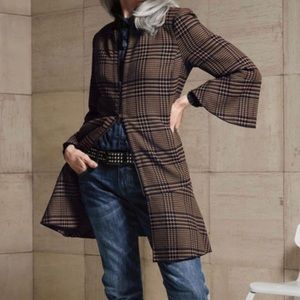 Cabi Brown Navy Flounce Jacket Style 3902